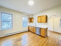 47R Creighton St, Unit 3 in Boston, MA - Building Photo - Building Photo