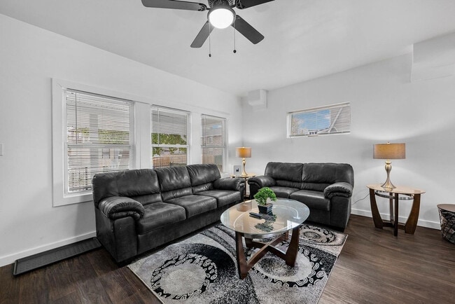 2009 Sharon St in Detroit, MI - Building Photo - Building Photo