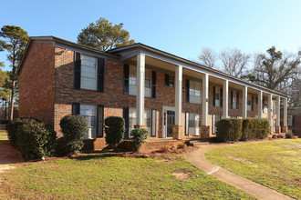 Flats at 235 in Athens, GA - Building Photo - Building Photo