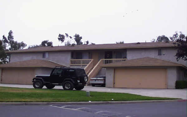 28145 Via Princessa in Murrieta, CA - Building Photo