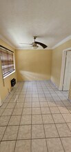 2211 Lincoln St in Hollywood, FL - Building Photo - Building Photo