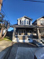 915 S Front St in Allentown, PA - Building Photo