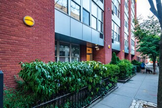 328 Dean St in Brooklyn, NY - Foto de edificio - Building Photo