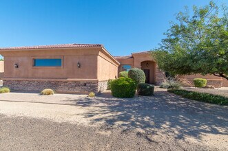 37023 N 12th St in Phoenix, AZ - Building Photo - Building Photo