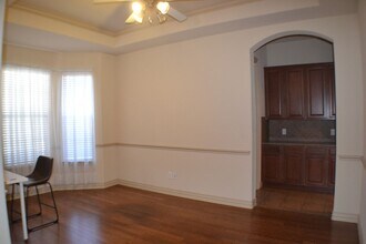 1466 Cambridge Dr in Lewisville, TX - Building Photo - Building Photo