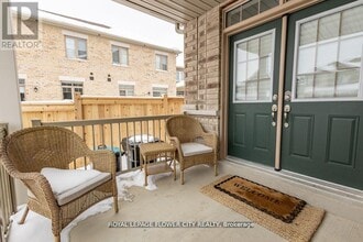 13 Ferragine Cres in Bradford West Gwillimbury, ON - Building Photo - Building Photo