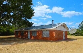 18911 FM 850 in Arp, TX - Building Photo - Building Photo