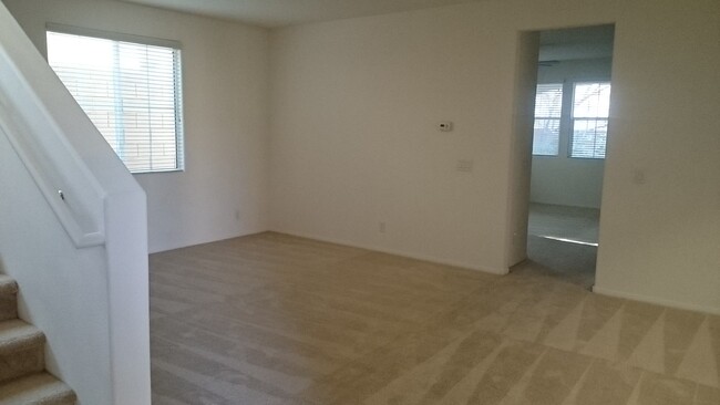 65 Sertata Ct in Henderson, NV - Building Photo - Building Photo