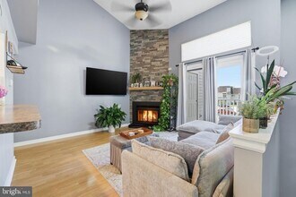 1310 Roberts Way in Voorhees Township, NJ - Building Photo - Building Photo