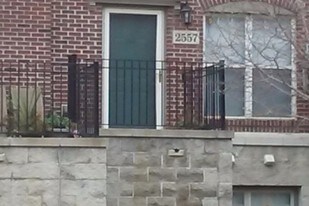 2557 John R St, Unit 2557 in Detroit, MI - Building Photo