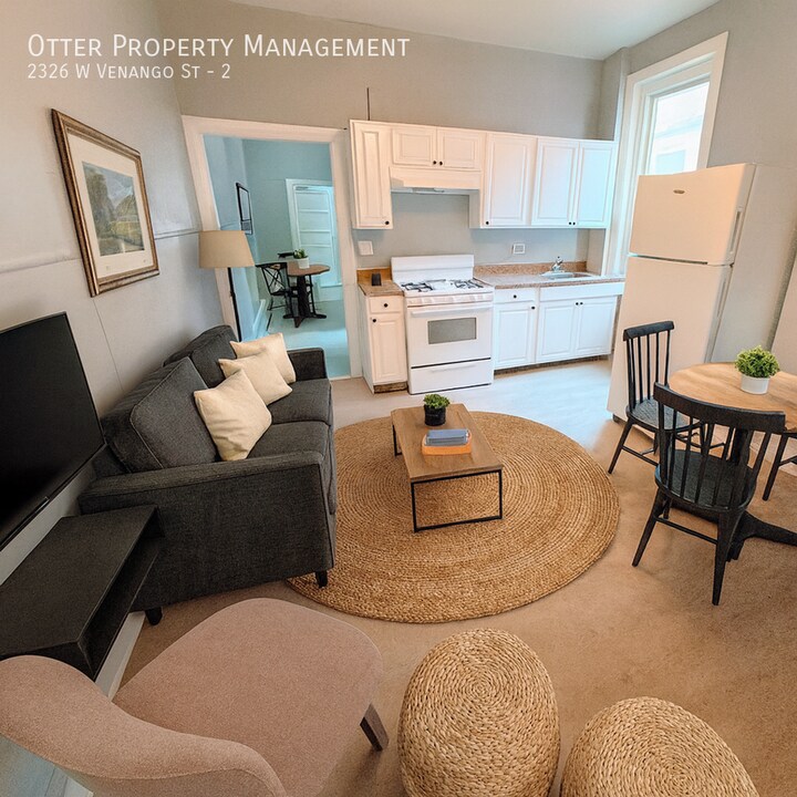 2326 W Venango St in Philadelphia, PA - Building Photo