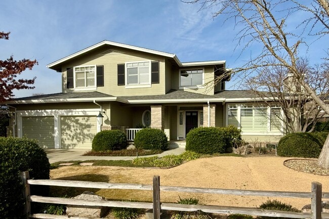 property at 1876 Heritage Way