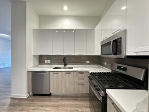 2550 S Wabash Ave in Chicago, IL - Building Photo - Building Photo