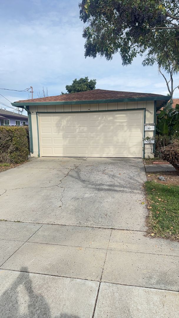 property at 40352 Robin St