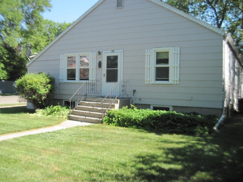 102 Yellowstone Ave in Billings, MT - Building Photo