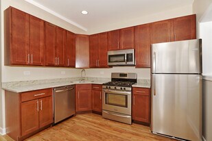 1804 N Sheffield Ave, Unit 2 in Chicago, IL - Building Photo