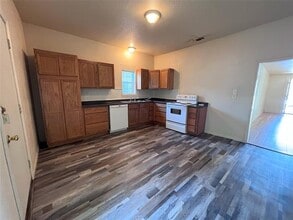 317 Ritchey St in Gainesville, TX - Building Photo - Building Photo