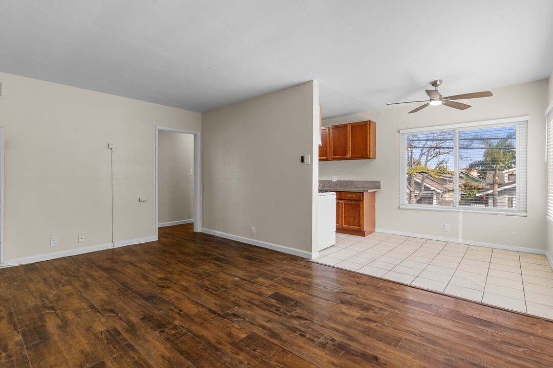 731 Orange Ave, Unit 15 in Long Beach, CA - Foto de edificio