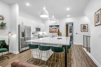 738 Douglas Ave in Nashville, TN - Building Photo - Building Photo