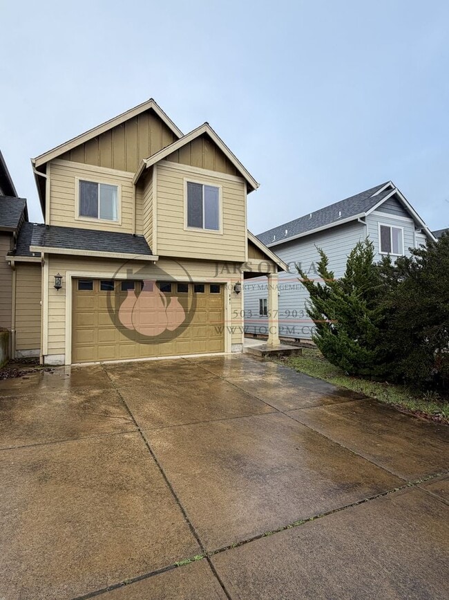 property at 841 Crouchen St NW