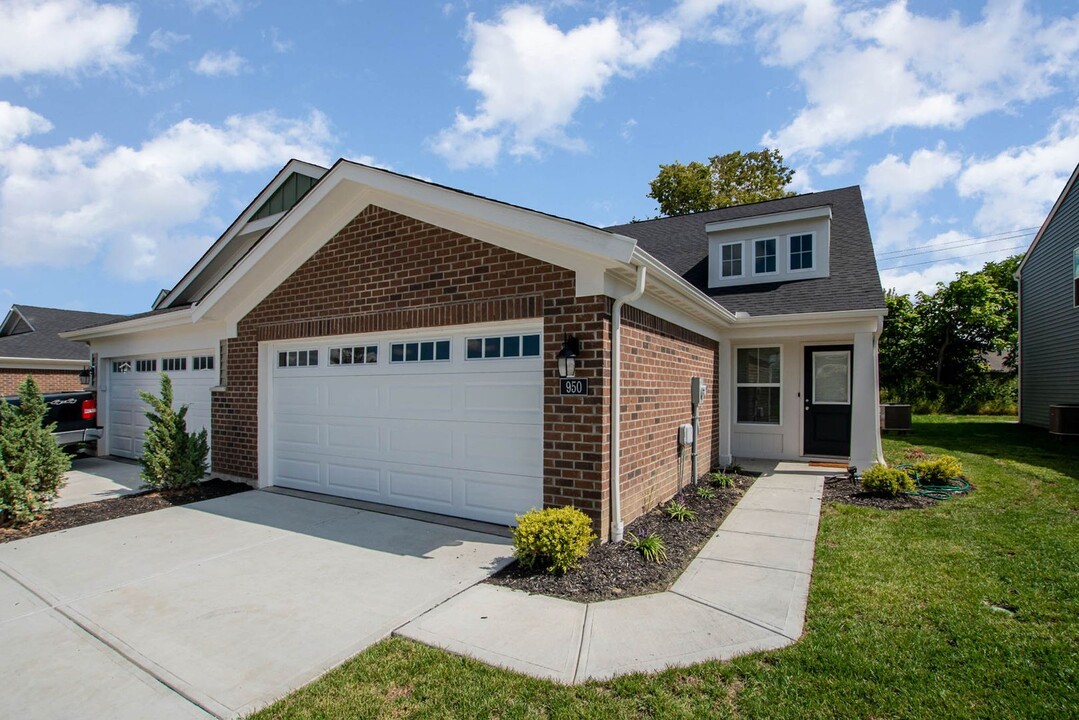 952 Southline Dr in Lebanon, OH - Building Photo