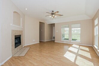 317 Creekview Dr in Anna, TX - Building Photo - Building Photo