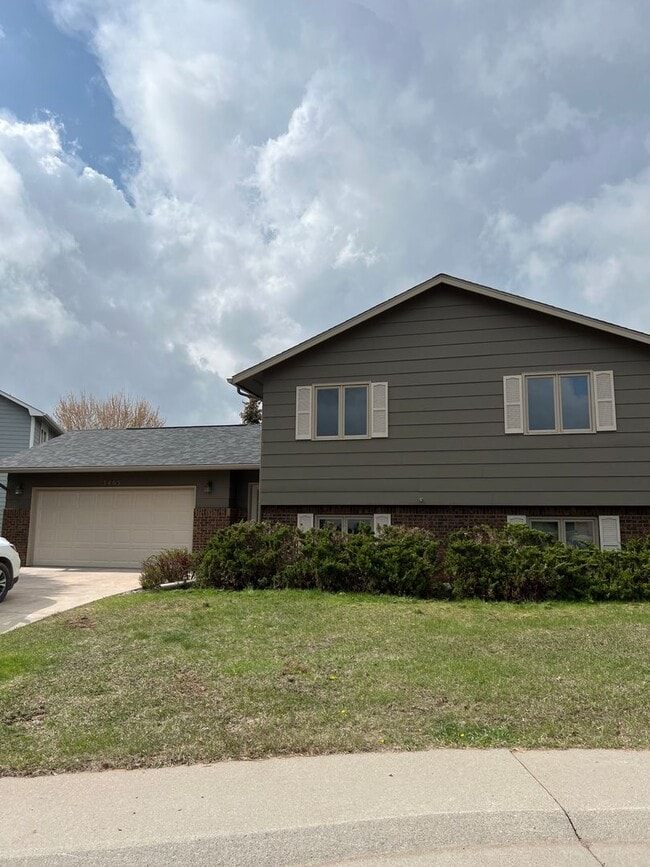 property at 3403 Hallmark Ct