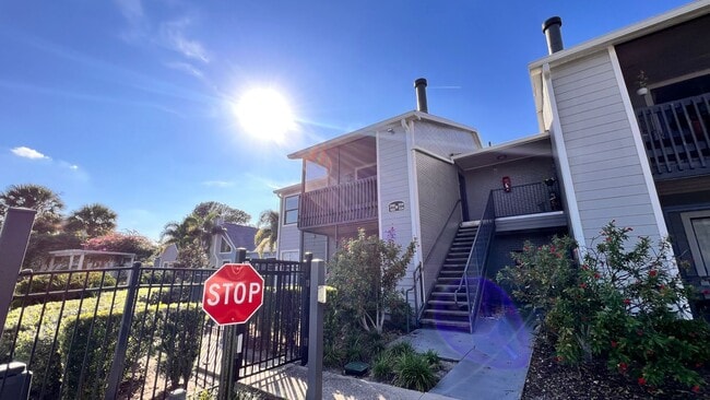 property at 3700 Idlebrook Cir