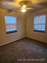 3546 Tudor Dr in Leavenworth, KS - Foto de edificio - Building Photo