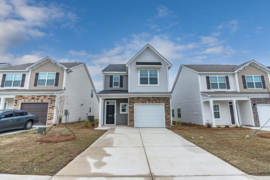 1445 Sweet Gardenia Dr in Blythewood, SC - Building Photo