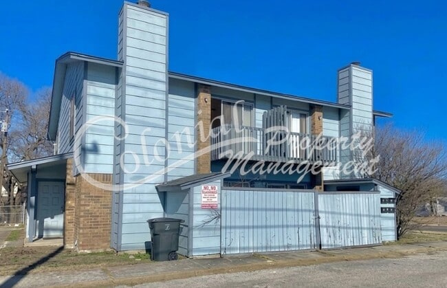 property at 3009 Lake Rd