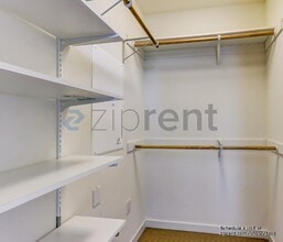 403 Liquid Sugar Dr in Emeryville, CA - Foto de edificio - Building Photo