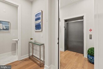 43443 Croson Ln in Ashburn, VA - Building Photo - Building Photo