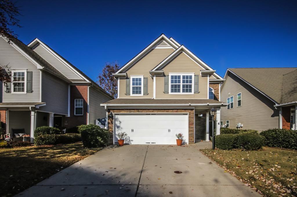 2120 Highland Gate Dr in Cumming, GA - Building Photo