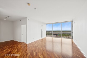 1841 S Calumet Ave in Chicago, IL - Building Photo - Building Photo