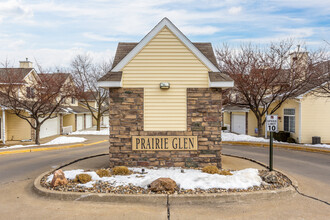 Prairie Glen Townhomes in Ankeny, IA - Building Photo - Building Photo