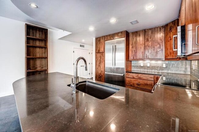 1650 Fillmore St, Unit #605 in Denver, CO - Foto de edificio - Building Photo