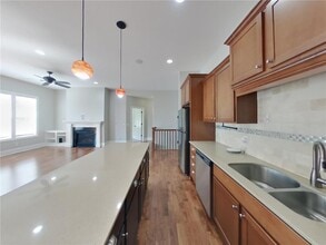 19280 Castle Ct in Farmington, MN - Building Photo - Building Photo