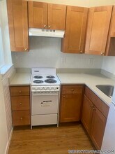 2018 Commonwealth Ave, Unit 4 in Boston, MA - Foto de edificio - Building Photo