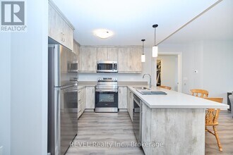 300B-300B Fourth Ave in St Catharines, ON - Building Photo - Building Photo