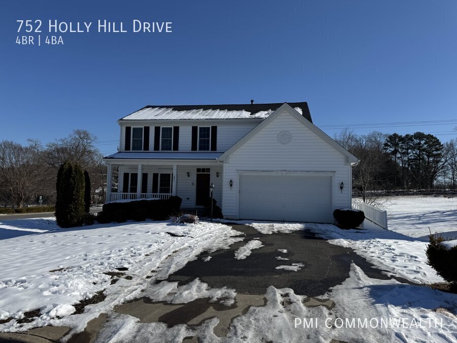 752 Holly Hill Dr in Barboursville, VA - Building Photo