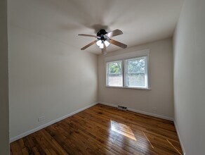 4329 Sterling Rd in Downers Grove, IL - Building Photo - Building Photo