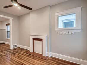 2524 E 12th Ave in Denver, CO - Foto de edificio - Building Photo