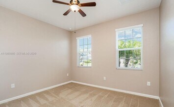 744 Remington Green Dr SE in Palm Bay, FL - Building Photo - Building Photo
