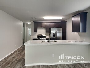 8443 Amistad Cove in Converse, TX - Building Photo - Building Photo