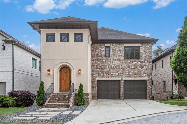 property at 613 Esfun Trce