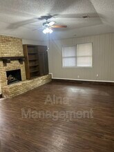 1714 Aberdeen Dr in Arlington, TX - Building Photo - Building Photo