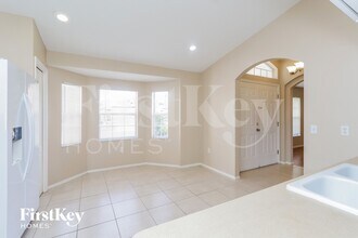 8211 Westmont Terrace Dr in Lakeland, FL - Building Photo - Building Photo