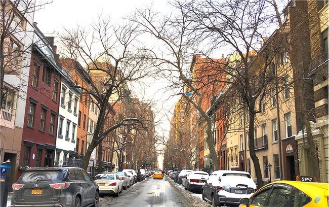 212 E 25th St-Unit -#EL in New York, NY - Building Photo - Building Photo