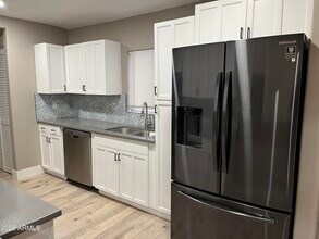 1002 S Roosevelt St in Tempe, AZ - Building Photo - Building Photo